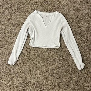 Pacsun women’s white crop top